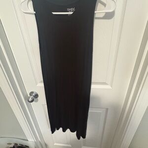 Time and Tru Classic Black Top